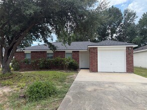 Building Photo - 16400 Many Trees Ln