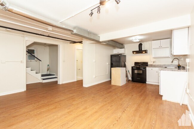 Foto del edificio - 4912 N Troy St