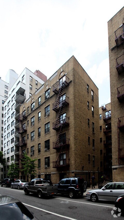 417-427 E 89th ¡St - 417-427 E 89th St