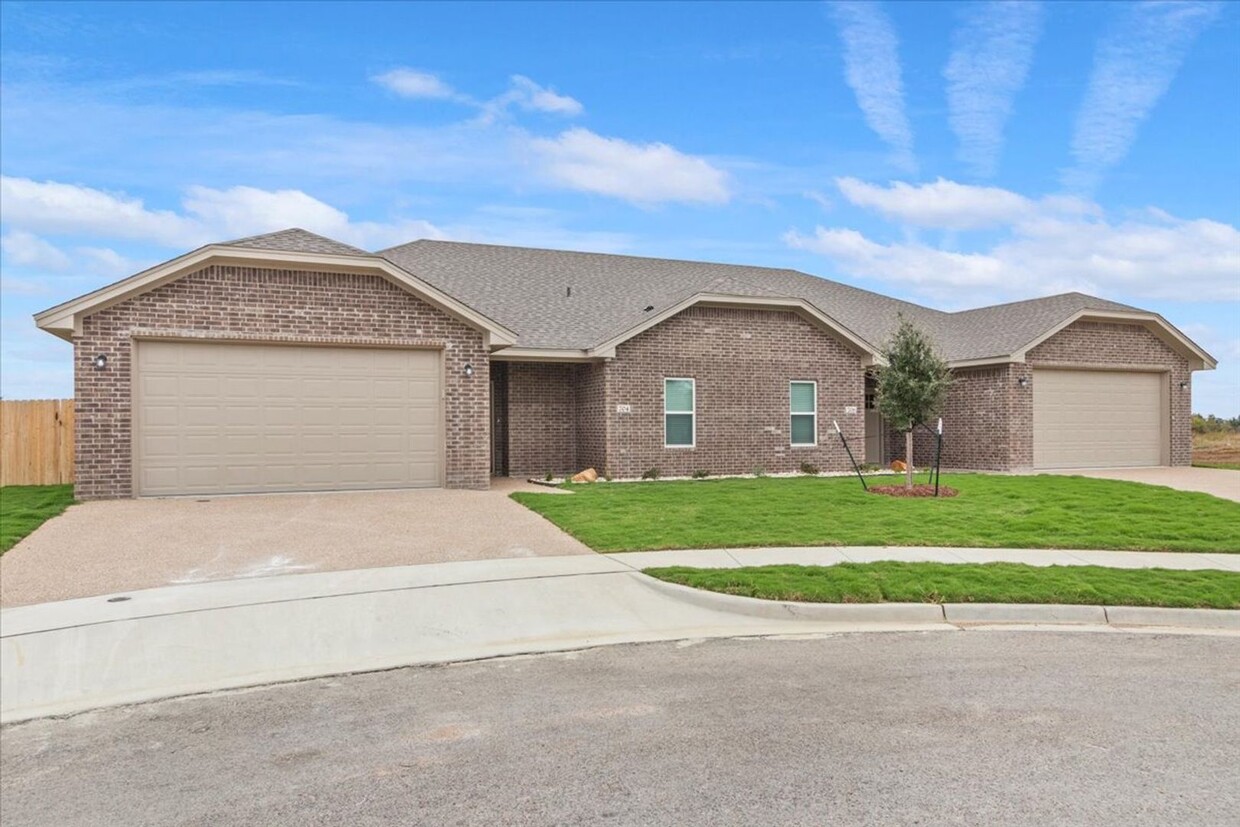 Primary Photo - New Duplex in Robinson, Texas | Robinson ISD