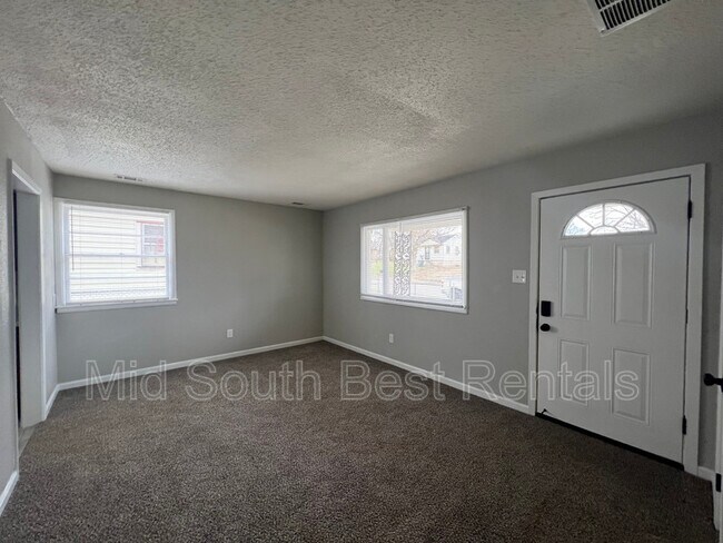 Building Photo - 3507 Ashford Rd