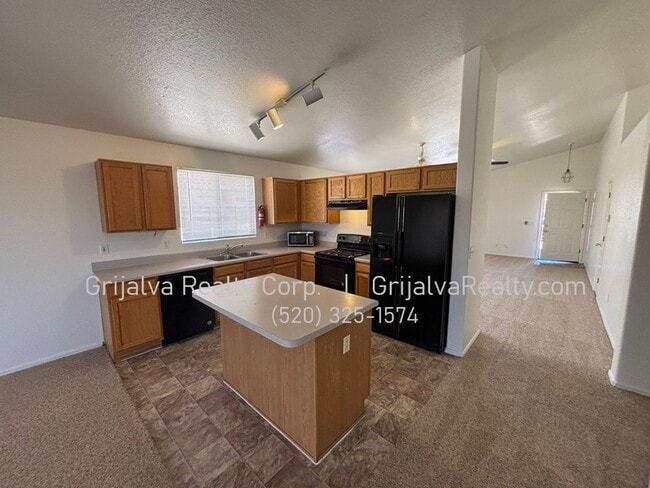 Building Photo - Beautiful 3-Bedroom House for Rent in NW Tucson  (Magee/Cmo. de la Oeste)