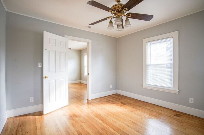 Foto del edificio - 341 Hampden St