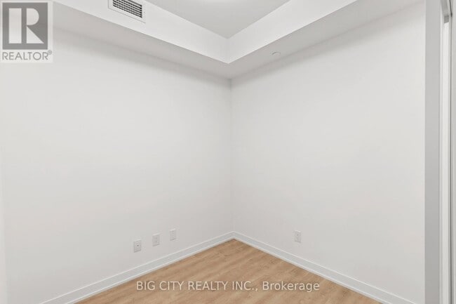 Building Photo - 8119 Birchmount Rd