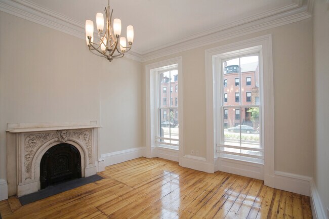 Foto del edificio - 658 Massachusetts Ave