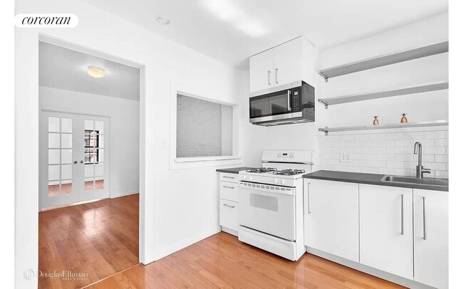 Building Photo - 154 S 2nd St