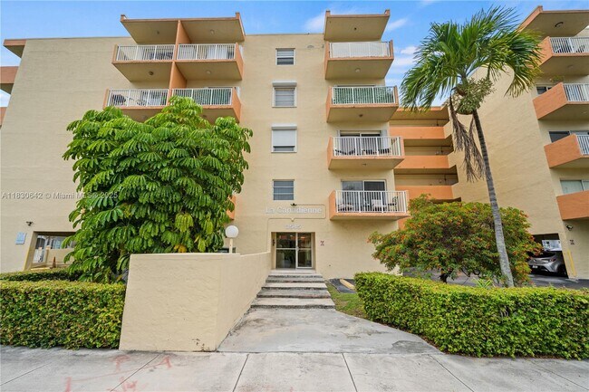 Foto del edificio - 3545 NE 167th St