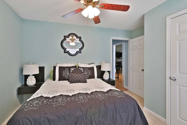 Building Photo - 195 Hunterian Pl