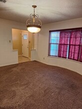 Building Photo - 9329 Shaver Dr