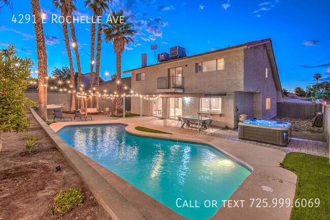 Building Photo - Discover your desert oasis in the heart of...