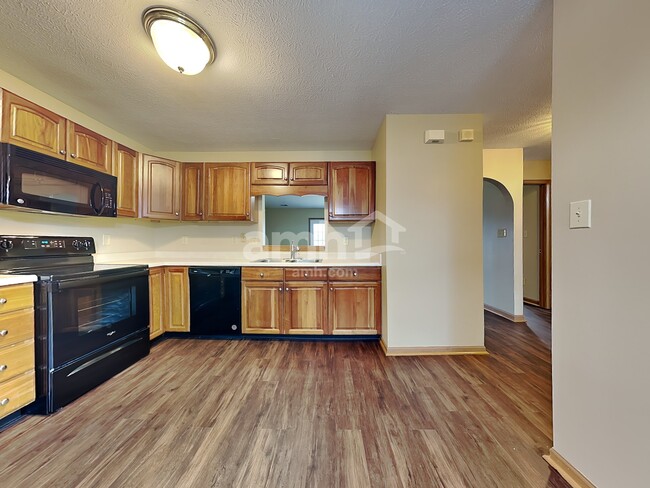Building Photo - 511 Zephyr Way