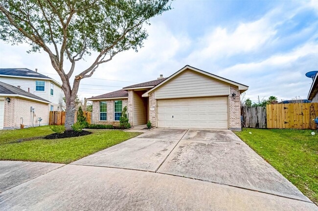 Building Photo - 16207 Willowford Ct