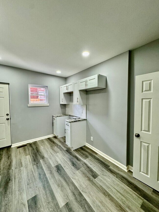 Foto del edificio - Anika Homes 3 Bedroom