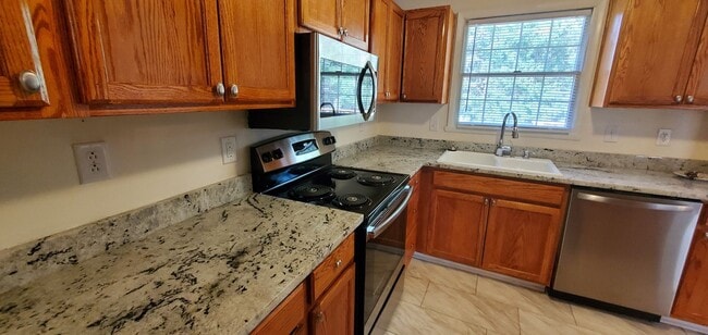 Building Photo - 7402 Brigmore Dr