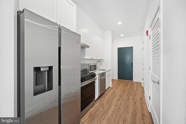 Building Photo - 2101 Washington Ave