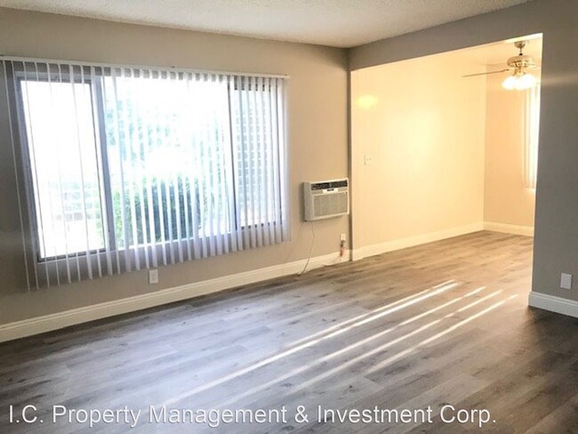 Building Photo - 400 N Maple Ave