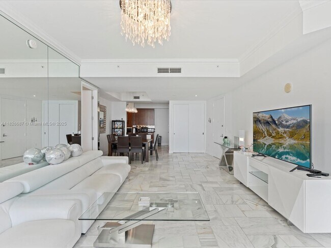 Foto del edificio - 18101 Collins Ave