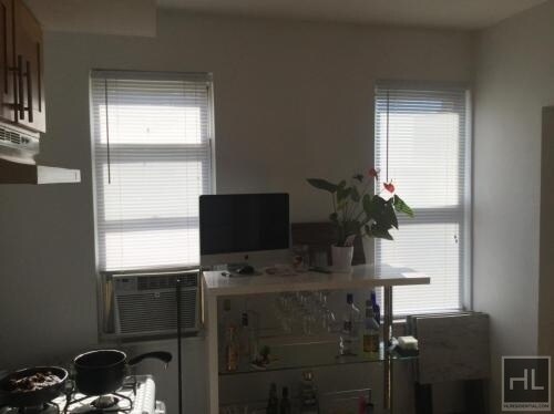 Foto del edificio - 63 STREET