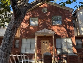 Building Photo - 1103 Dulles Ave