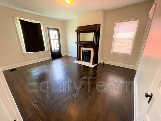 Foto del edificio - 2341 Kenilworth Ave