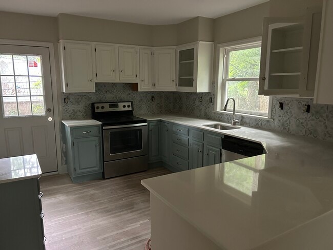 Building Photo - 2714 Idlewood Cir