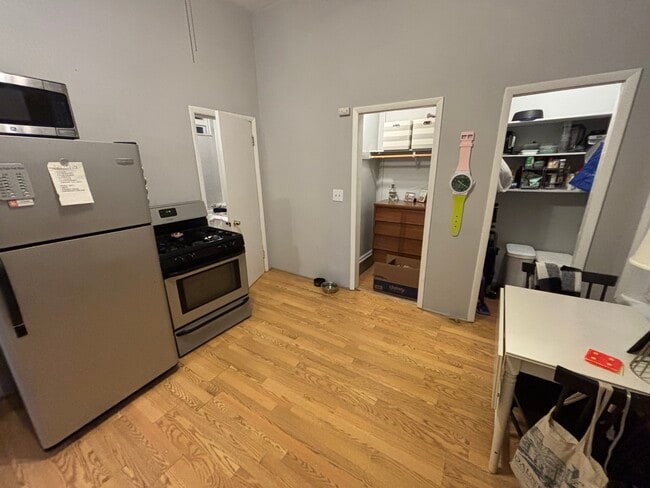 Building Photo - 1429 N Elk Grove Ave