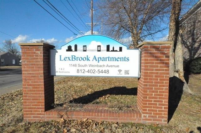 Lexbrook Apartments - Legacy Commons