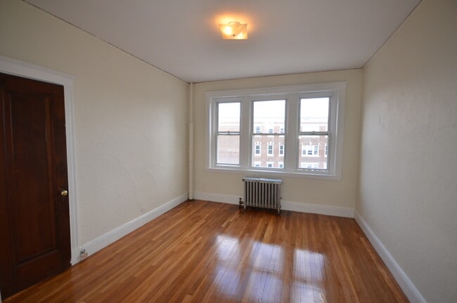 Foto del edificio - 1762 Commonwealth Ave