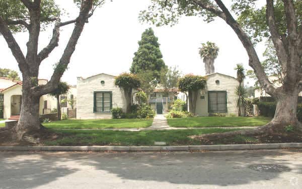 Building Photo - 3101 Sherwood Ave