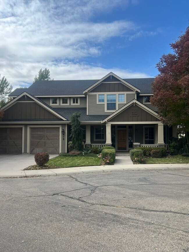 Foto del edificio - 475 S Thornwood Dr