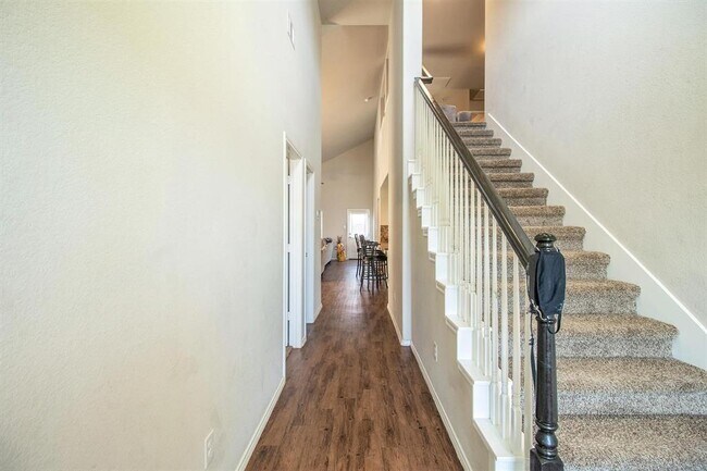 Building Photo - 5407 Dovetail Arbor Trace