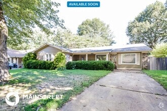 Building Photo - 5842 Natchez Dr
