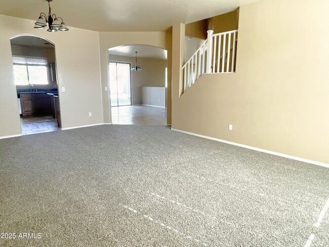 Building Photo - 2684 W Goldmine Mountain Dr