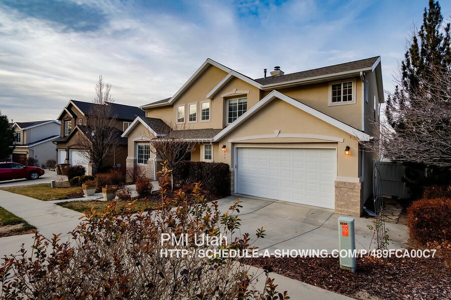 Primary Photo - 457 E Parowan Way