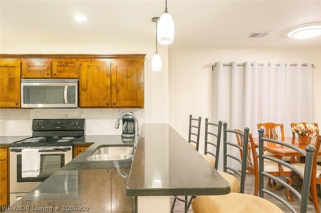 Foto del edificio - 3417 S 66th St