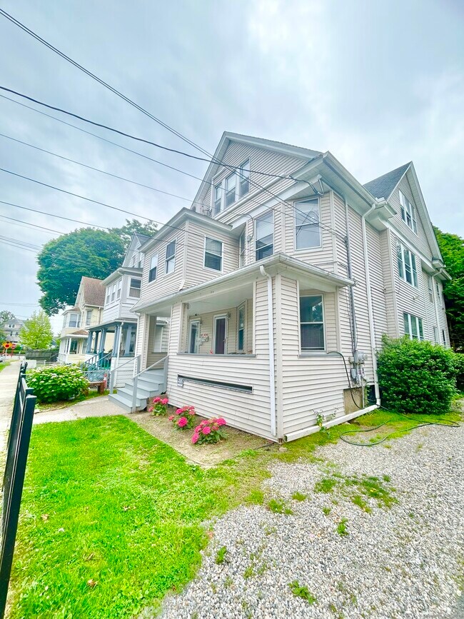 Building Photo - 57 Morehouse St