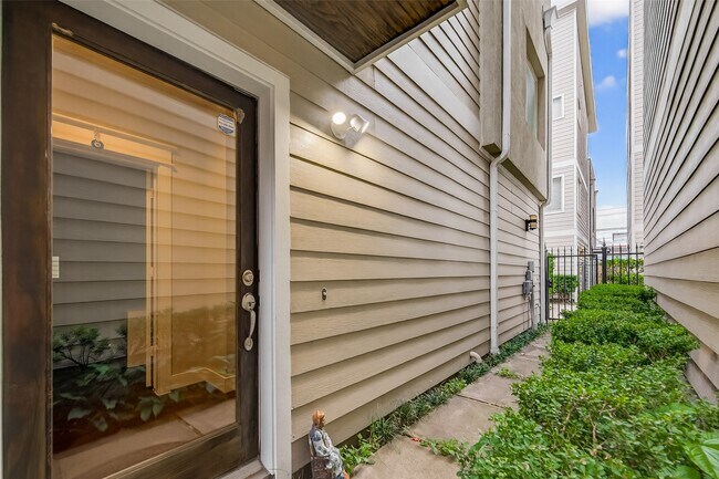 Foto del edificio - 1510 Crockett St