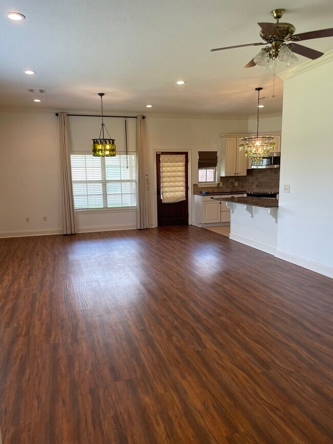 Foto del edificio - 3778 Gray Market Dr