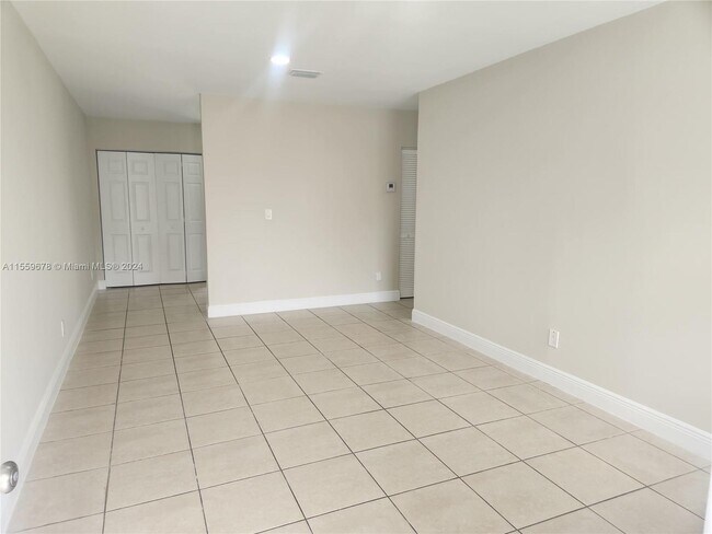 Foto del edificio - 10351 SW 179th St
