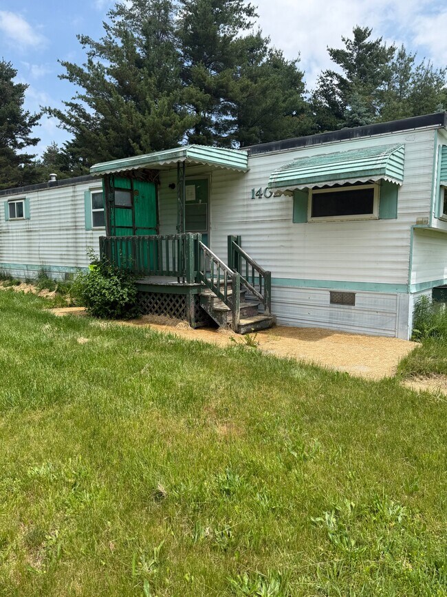 Foto del edificio - 1404 Rumbaugh Ln