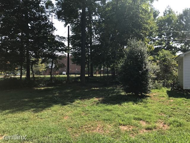 Building Photo - 3 br, 2 bath House - 408 N Holden Rd