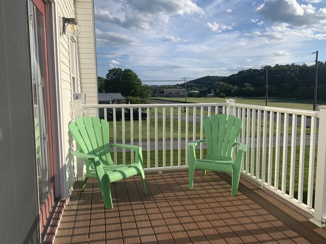 Building Photo - 796 S Barre Rd