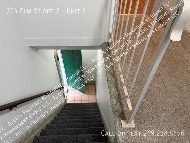 Foto del edificio - 224 Elm St