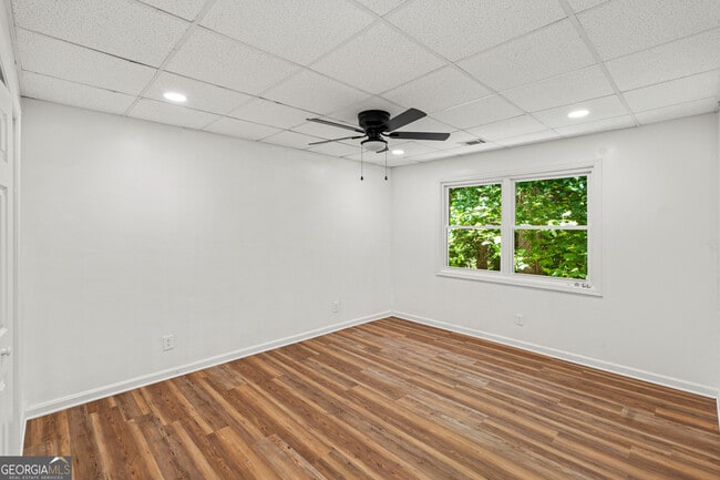 Building Photo - 1173 Mill Ridge Dr