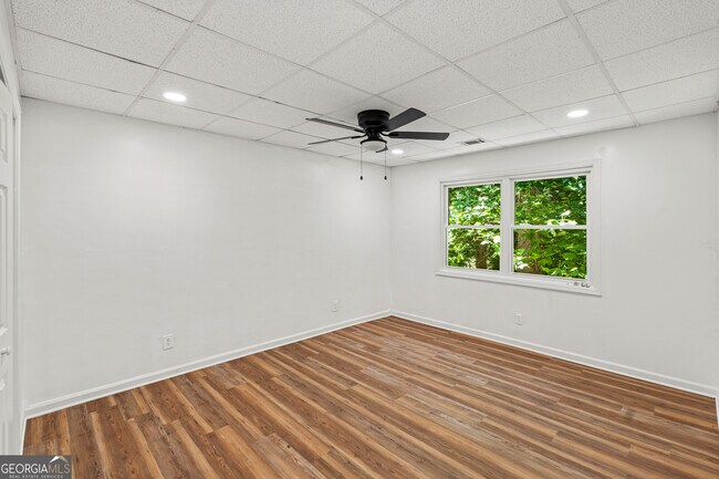 Foto del edificio - 1173 Mill Ridge Dr