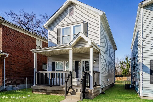 Building Photo - 402 S 26th St