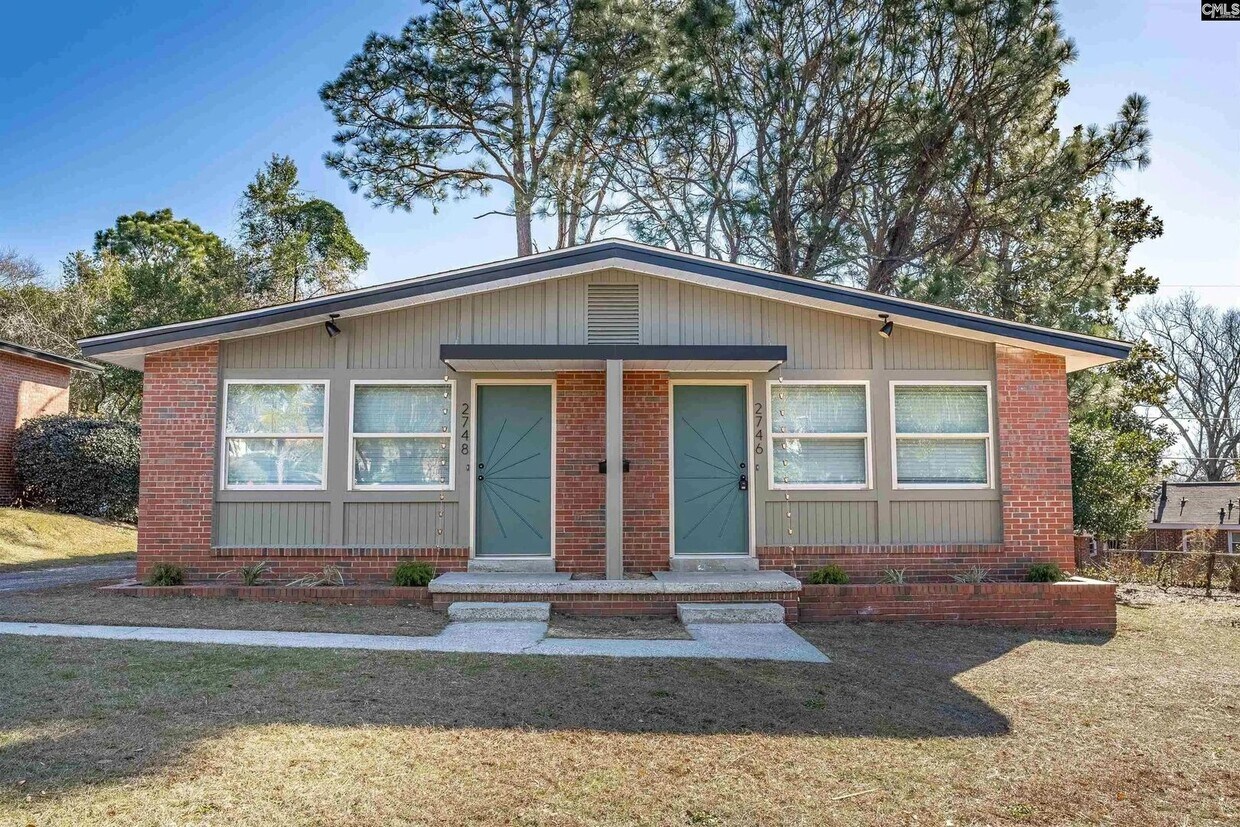 Primary Photo - Pre-Leasing for the 26-27 School Year! - R...