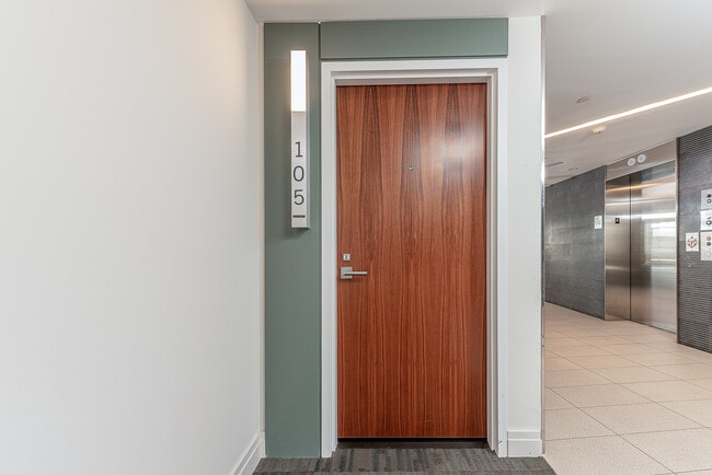 Foto del edificio - 525 Water St SW