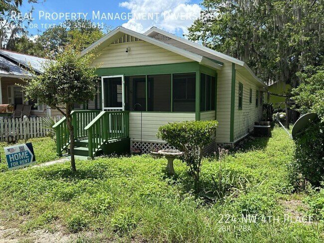 Foto del edificio - 224 NW 4th Pl