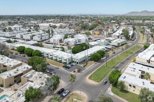 Foto aérea - Concord  Apartments